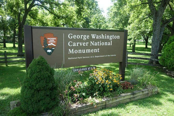 private-4-hour-best-of-washington-tour-at-night-with-private-driver-and-guide