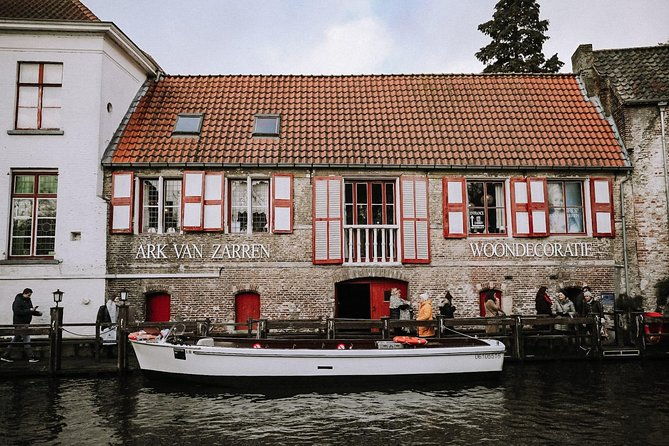 private-architectural-tour-of-bruges