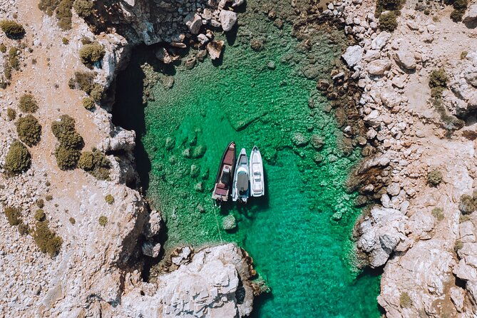 private-boat-rental-in-paros