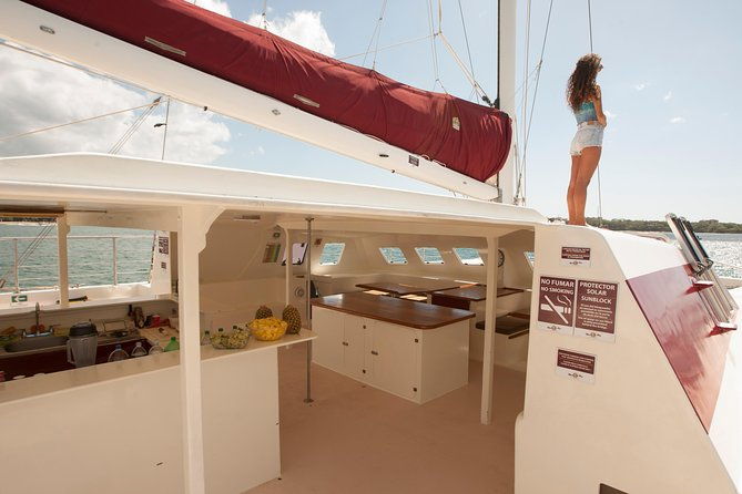 private-catamaran-sailing-tour