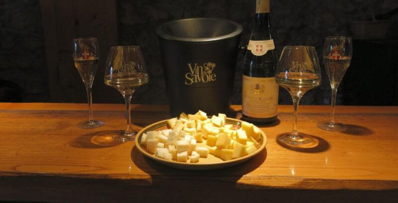 private-cheeses-and-wines-tasting