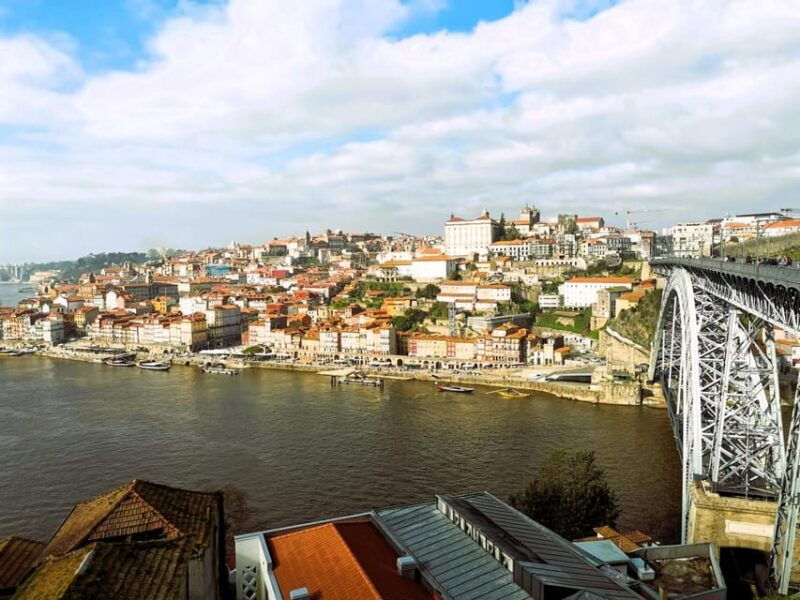 private-day-tour-to-porto-with-maximum-2-stop-in-the-way