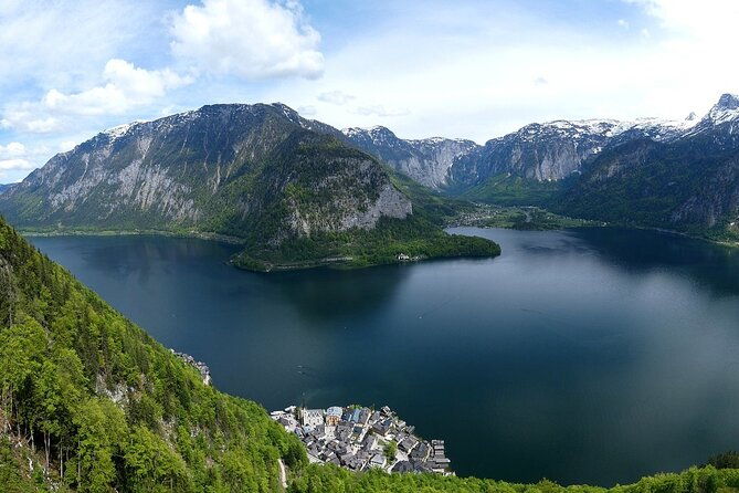 private-day-trip-from-munich-to-eagles-nest-and-hallstatt