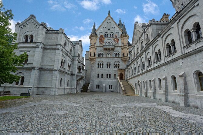 private-day-trip-munich-to-neuschwanstein-landsberg-am-lech