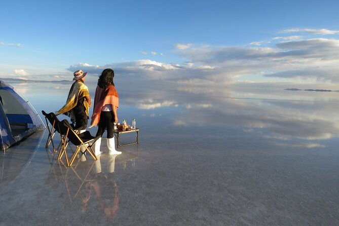 private-experience-biking-in-the-uyuni-salt-flats