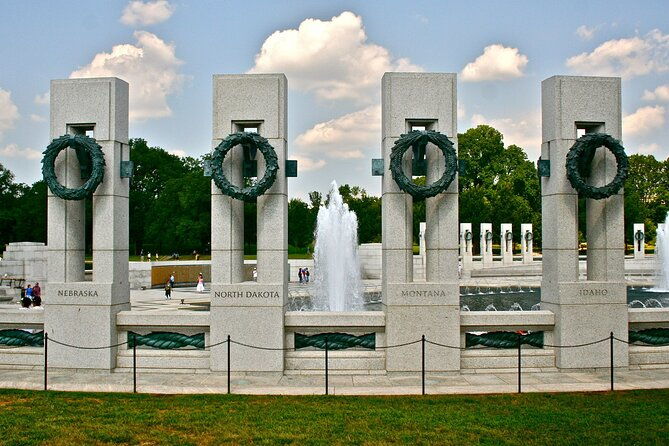 private-monuments-tour-in-washington