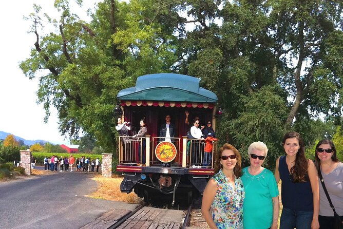 private-napa-wine-train-glamorous-dining-experience-from-san-francisco