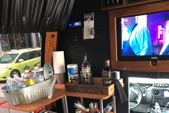 private-nashville-luxury-party-bus-tour-4-6-or-8-hours