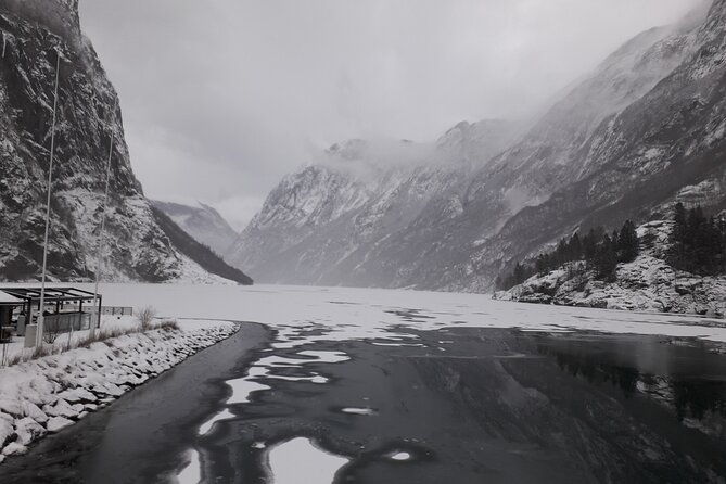 private-norway-in-miniature-tour-with-stegastein-viewpoint