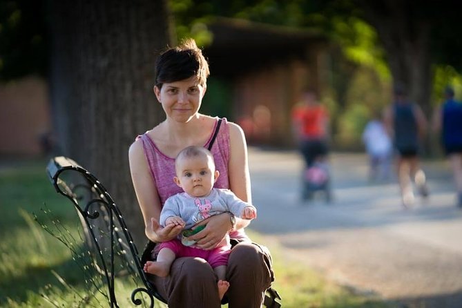 private-photo-session-with-a-local-photographer-in-lucca