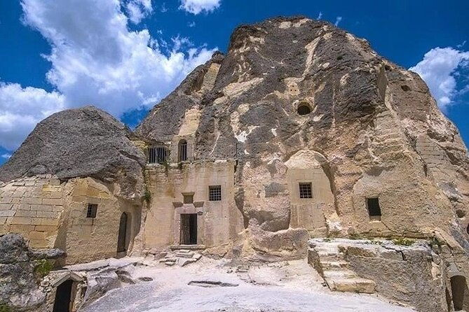private-red-tour-for-only-luxury-hotel-guest-cappadocia-visitor