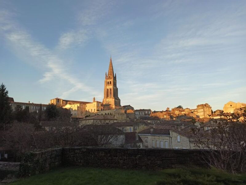 private-saint-emilion-at-sunset-highlights-city-tour