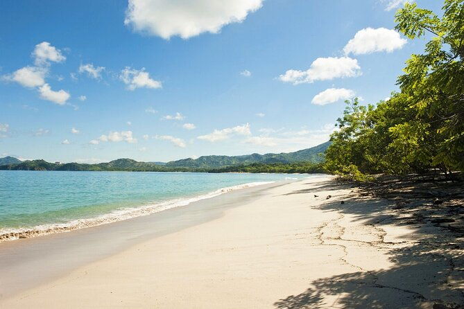 private-shuttle-from-liberia-airport-to-w-costa-rica-reserva-conchal