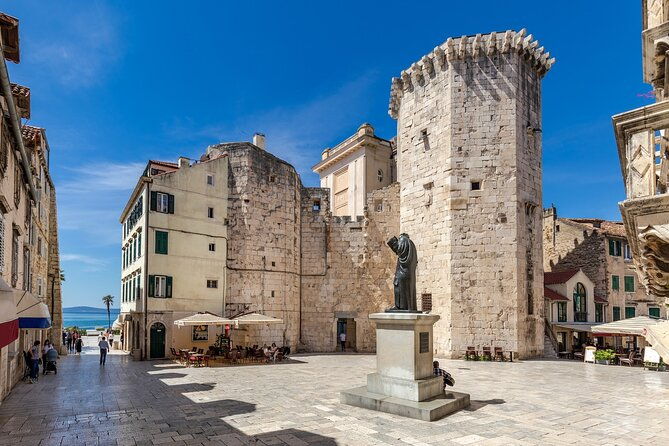 private-split-walking-tour-with-diocletian-palace