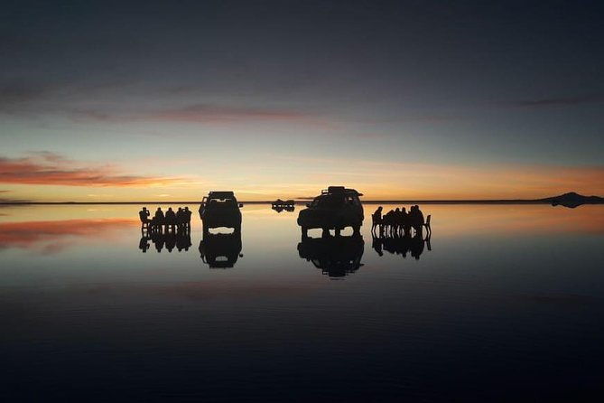 private-sunset-and-starlight-tour-in-uyuni-salt-flats