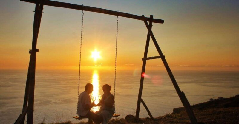 private-swing-special-place-w-wine-and-fruits-4x4-jipe-tour