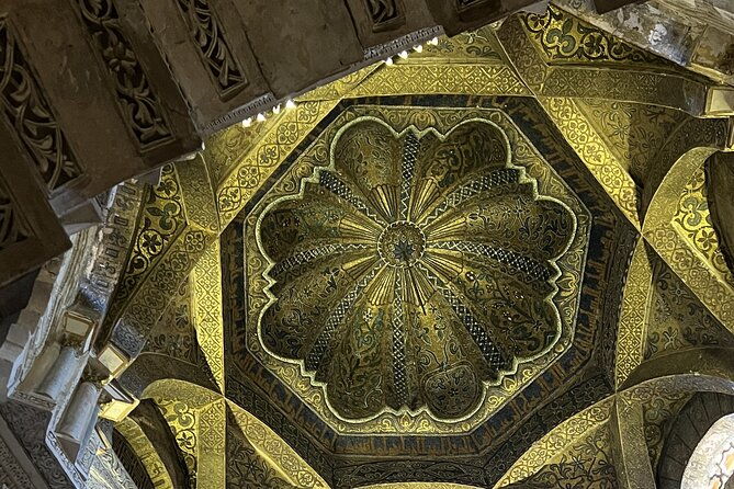private-tour-cathedral-of-cordoba-mosque-and-historic-center