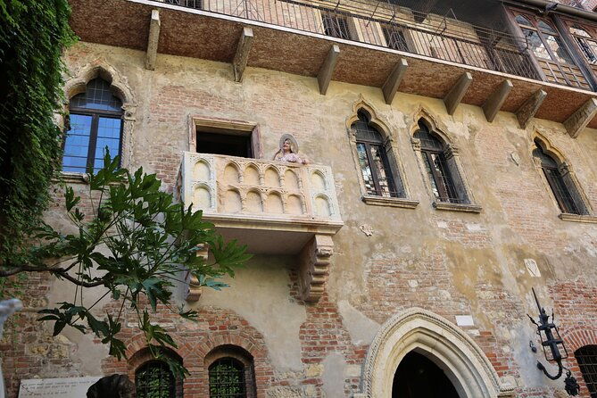 private-tour-of-verona-with-history-and-top-gastronomy