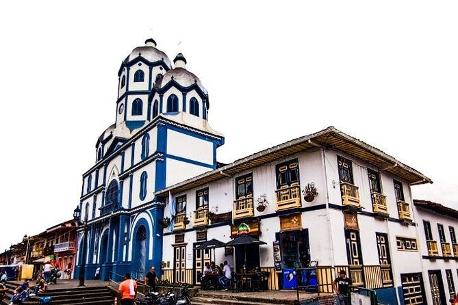 private-tour-to-salento-and-cocora-and-filandia