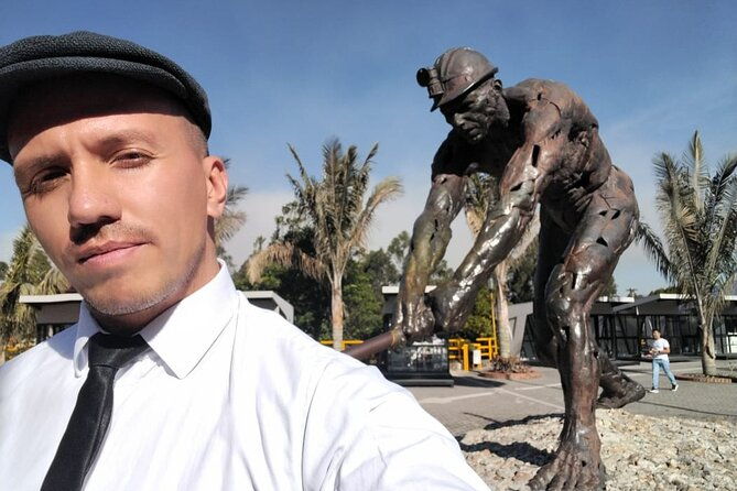 private-tour-to-the-first-wonder-of-colombia-and-andres-chia