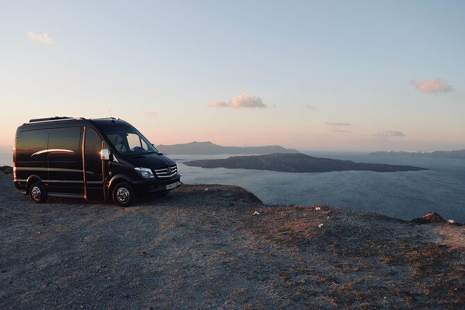 private-transfer-from-airport-to-santorini-hotels