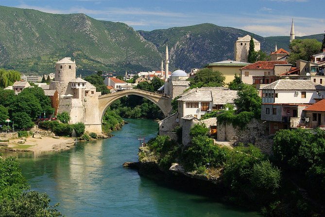 private-transfer-from-banja-luka-to-mostar-airport-omo