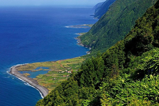 private-transfer-from-ribeira-grande-to-azores-pdl-airport