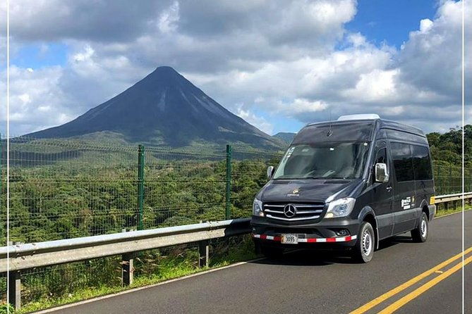 private-transport-from-la-fortuna-de-arenal-to-tamarindo