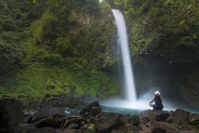 private-transport-jaco-to-arenal