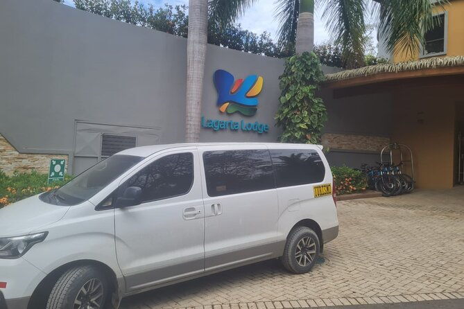 private-transportation-from-liberia-airport-to-the-riu-palace-hotel