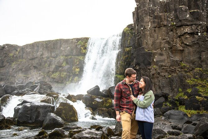 private-vacation-photography-session-with-local-photographer-in-reykjavik