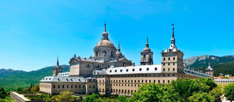 private-vip-visit-el-escorial-palace-monastery-and-gardens