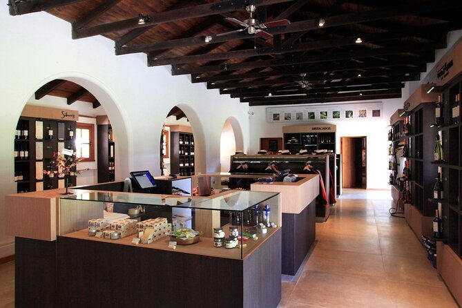 private-winery-undurraga-from-santiago