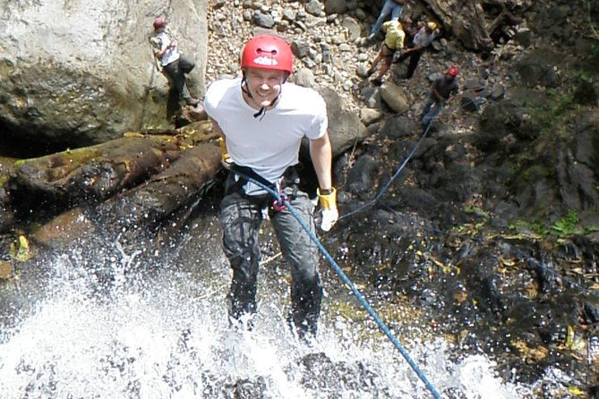 rappel-in-the-anton-valley