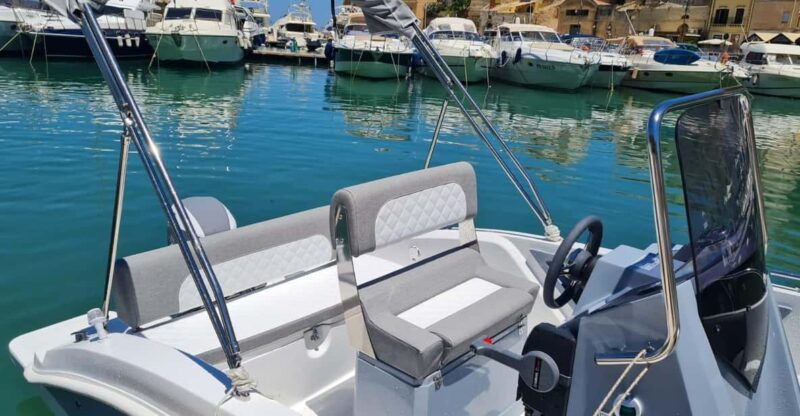 rent-a-boat-for-half-a-day-in-august-in-castellammare-del-golfo-q19