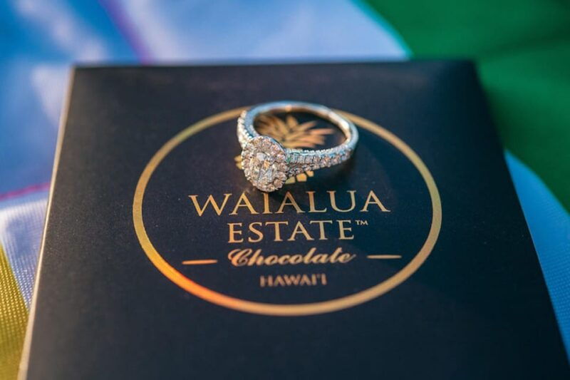 romantic-kona-coffee-landing-private-helicopter-tour-2