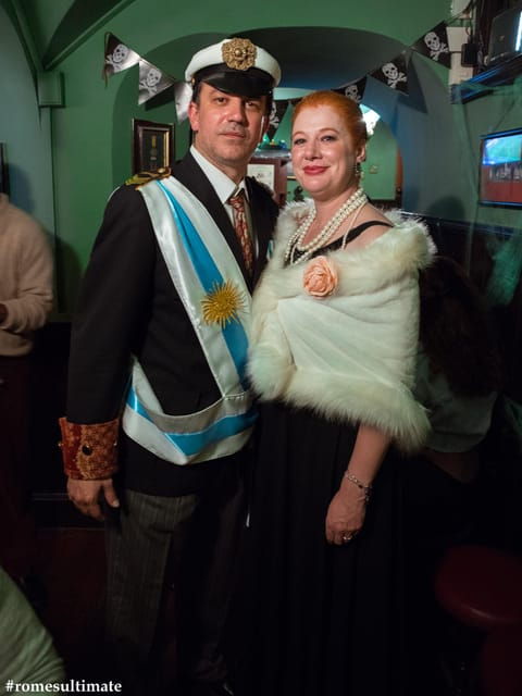 rome-halloween-pub-crawl-with-open-bar-and-pizza