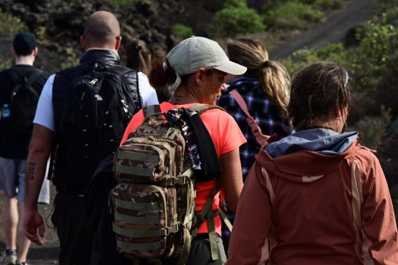 route-guided-on-the-volcanic-coast-of-lanzarote