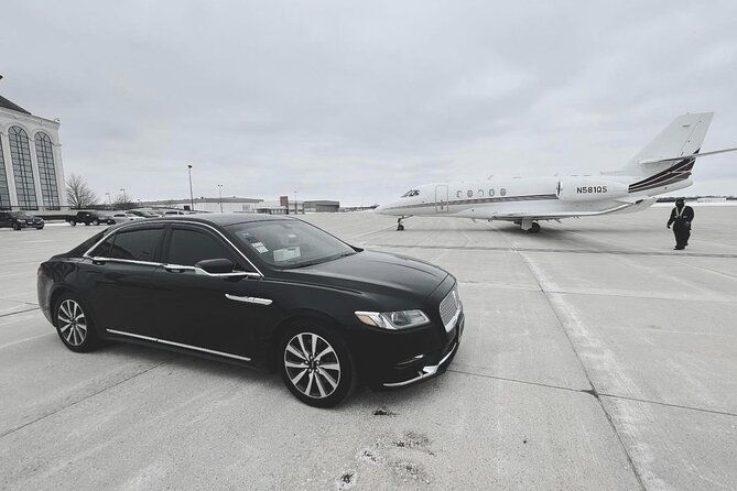 royal-limo-services-chicago-executive-limo-service
