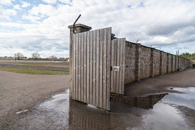 sachsenhausen-concentration-camp-bus-tour