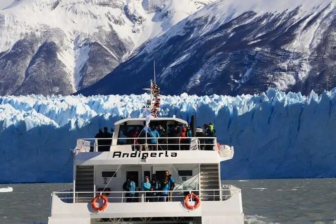 safari-azul-perito-moreno-boat-walking-tour-touch-the-ice