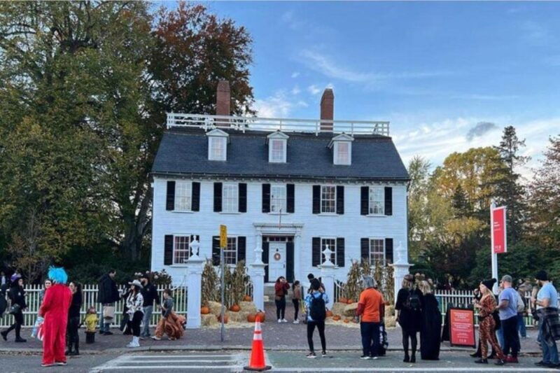 salem-witch-trial-history-and-salem-haunts-walking-tour