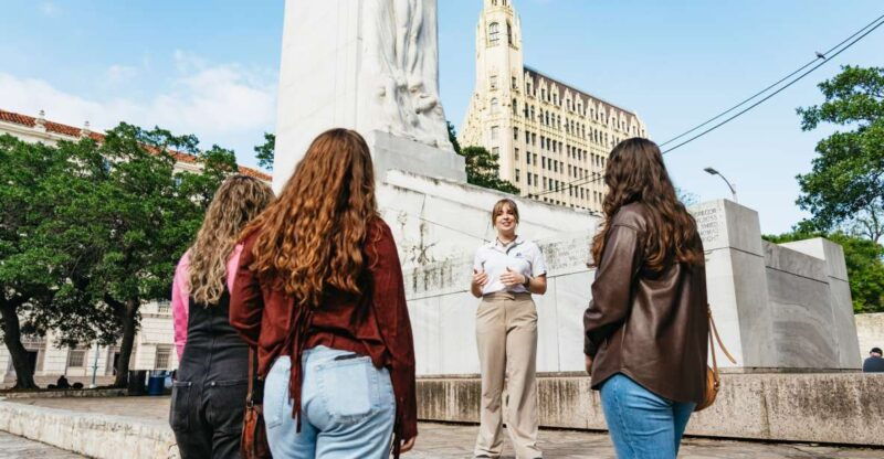 san-antonio-small-group-night-tour-with-river-walk-cruise