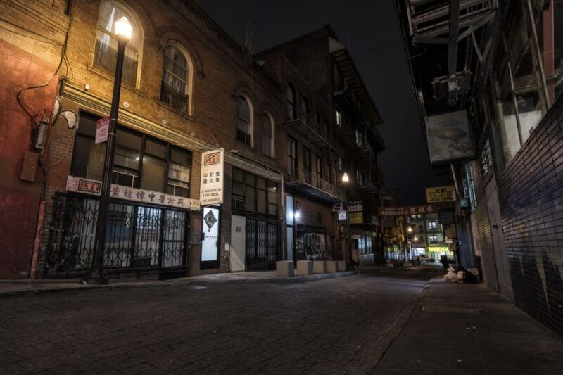 san-francisco-ghosts-boos-and-booze-haunted-pub-crawl-3