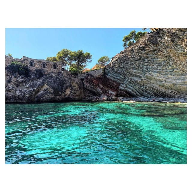 santa-ponsa-private-boat-rental-with-driving-instructions