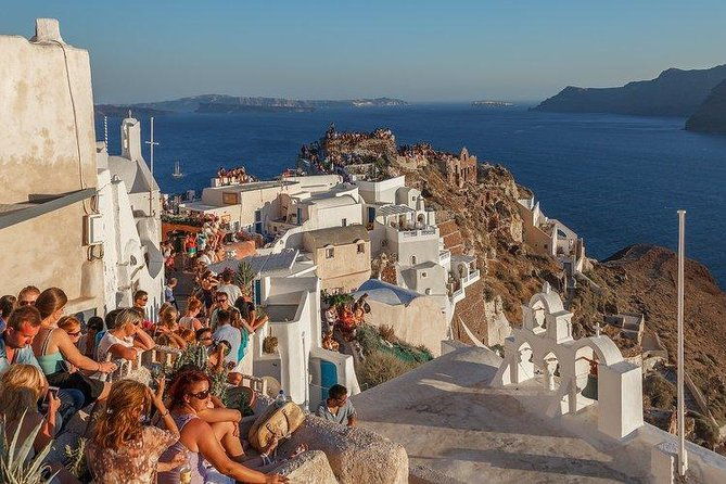 santorini-private-motor-yacht-cruise