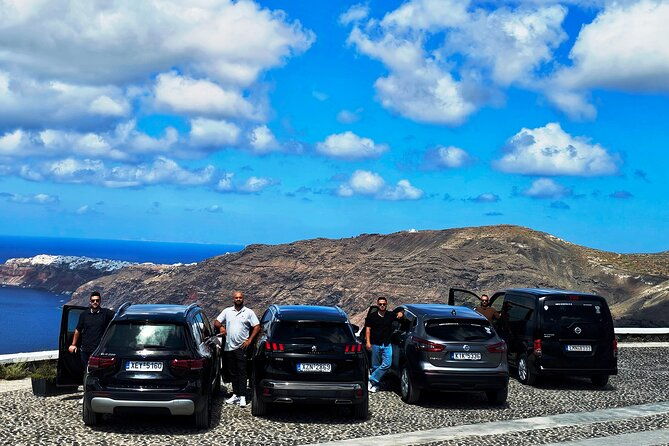 santorini-private-transfer-between-airport-or-port-and-santorini