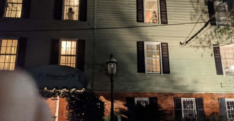 savannah-haunts-and-horror-the-hell-cat-ghost-tour