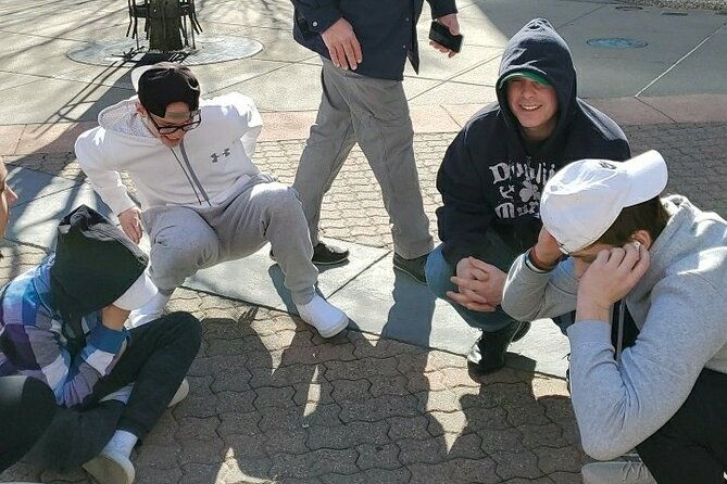 scavenger-hunt-in-greensboro-by-wacky-walks