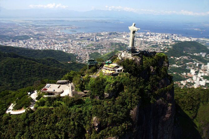 scenic-helicopter-flight-in-rio
